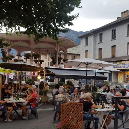 Hotel Restaurant Glaizette LʼArgentière-la-Bessée Exteriér fotografie
